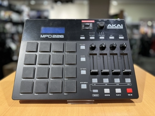 Akai MPD226 USB Pad Control Unit