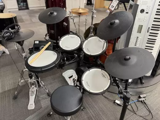 Roland TD-17KVS-COM Electronic Drum Kit w/ Extras!
