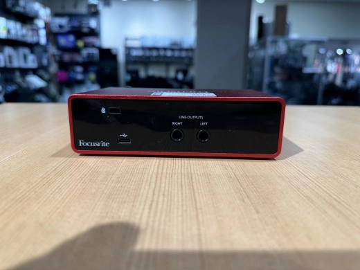 Focusrite - SCARLETTSOLOMK3 2