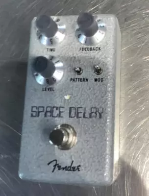 Fender -space delay