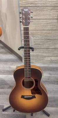 Taylor Guitars GS Mini-e Rosewood SB Acoustic-Electric Guitar With