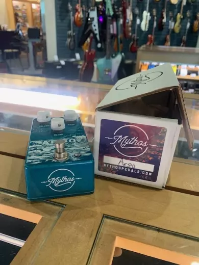 Mythos Argo Octave Fuzz 2