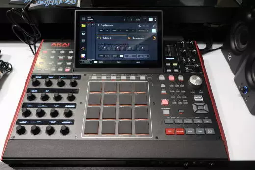 Akai - MPC X