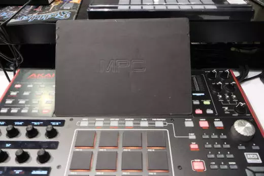 Akai - MPC X 2