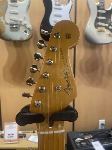Fender - 017-7002-803 2