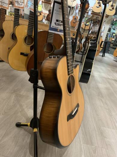 Store Special Product - Taylor Guitars - 652CE B.E. NAT