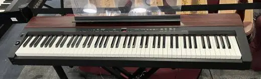 Yamaha - P155