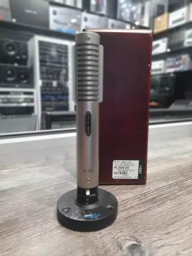 R-121 Limited Edition 15th Anniversary Mic