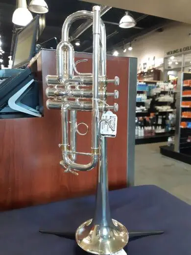 Bach - C Trumpet 239 Bell 25H Leadpipe