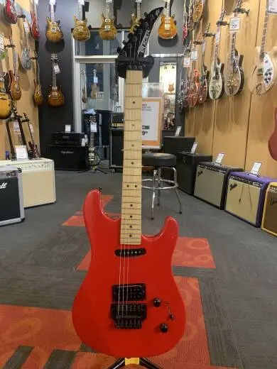 Peavey Tracer Electric Gutiar