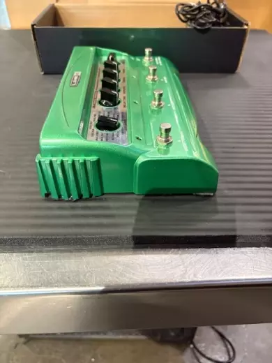 Line 6 - DL4 4