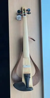 Yamaha Electric Violin - YEV104PRO NBR