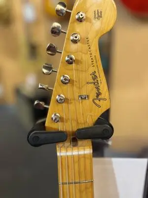 Fender American Vintage II 1957 Stratocaster 2