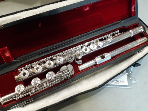 Carlton - CFL200 Intermediate Flute