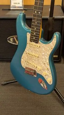Fender - 011-4001-708 2
