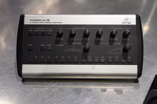 Behringer - POWERPLAY P16-M