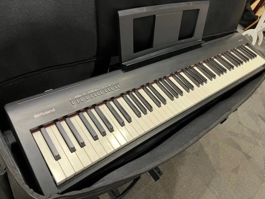 Roland Digital Piano FP-30-BK 2