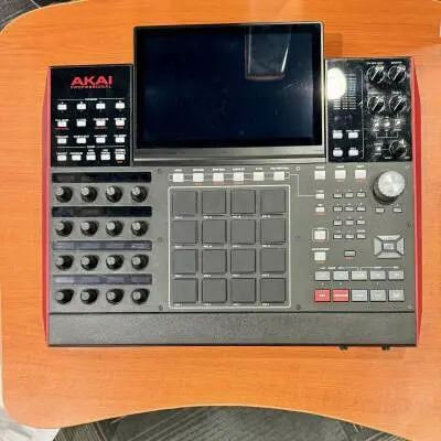 Akai - MPC X 2