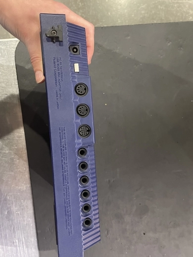 GR-09 Guitar Synthesiser 2