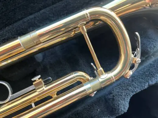 Yamaha Trumpet Outfit - YTR3335 2