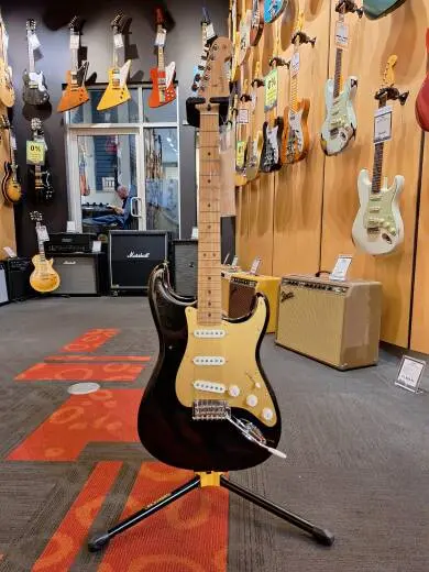 Store Special Product - Player Stratocaster with Roasted Maple Neck - Black/Gold
