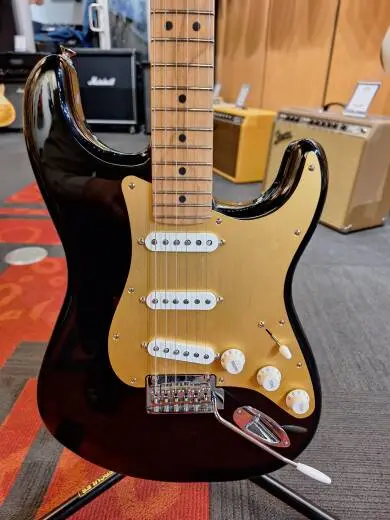 Store Special Product - Player Stratocaster with Roasted Maple Neck - Black/Gold