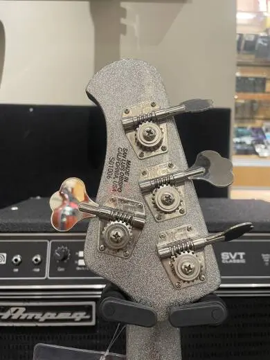 EBMM Stingray 4 NT Silver Sparkle 2