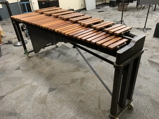 MUSSER M240 4.3 OCT. STUDIO MARIMBA