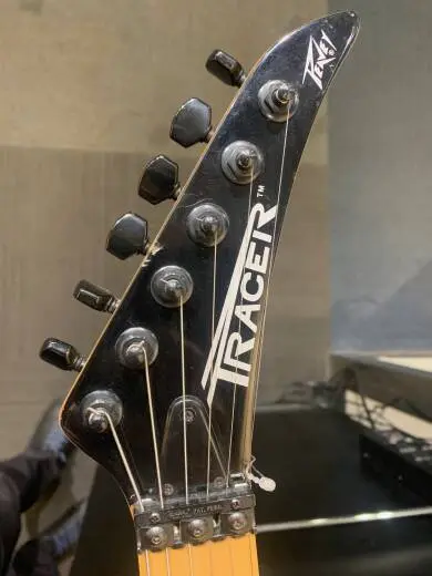 Peavey Tracer Electric Gutiar 2