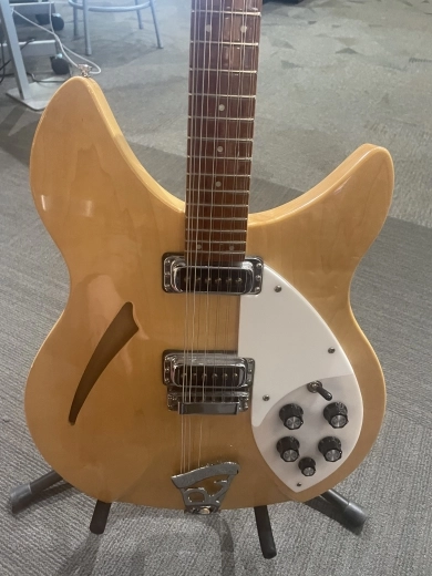 Rickenbacker - 330/12 MG 2