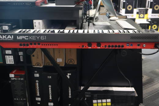 【外箱あり】AKAI MPC KEY 61 AKAI MPC Key 61 |** Studio Economik | Pro-Audio Recording