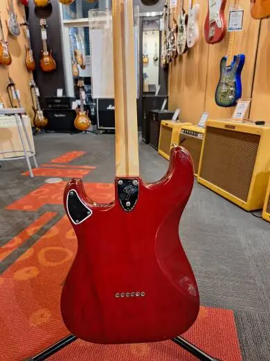 Fender 2