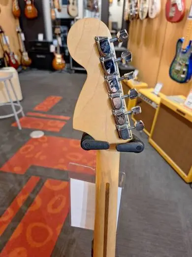 Fender 2