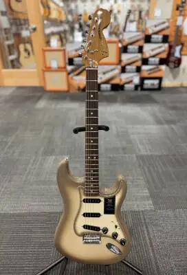 Fender - 014-7030-888