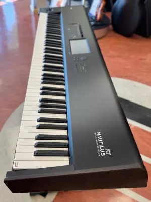 Korg - NAUTILUS88AT 2