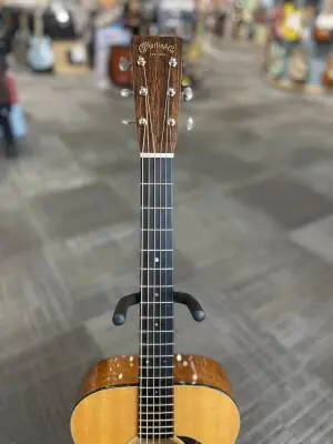 Martin Guitars - 00-18 2019 2