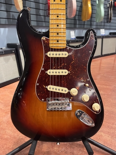 Fender - 011-3902-700 2