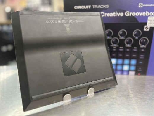 Novation - CIRCUIT TRACKS 2