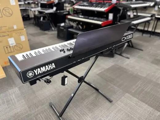 Yamaha - CK88 2