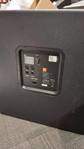 JBL - EON 718S 2