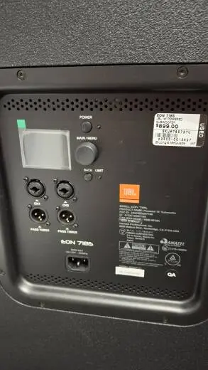 JBL - EON 718S 2