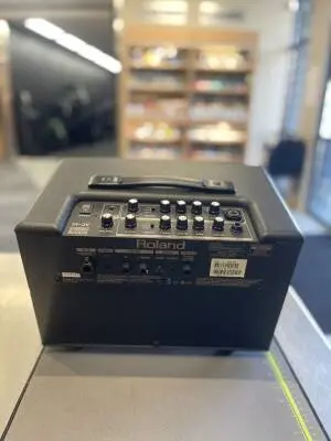 Roland - AC-40 2