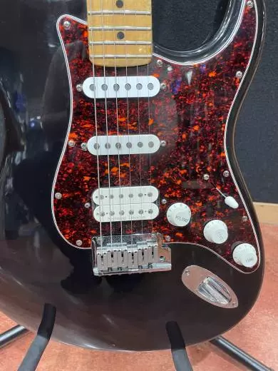 Fender US Lone Star Strat Maple Neck with Hardcase 2