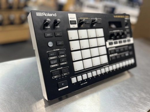 Roland - MV-1 2