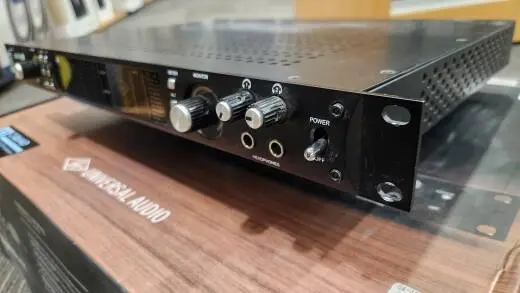UA APOLLO 8 QUAD RACK INTERFACE - UA-APL8Q 2