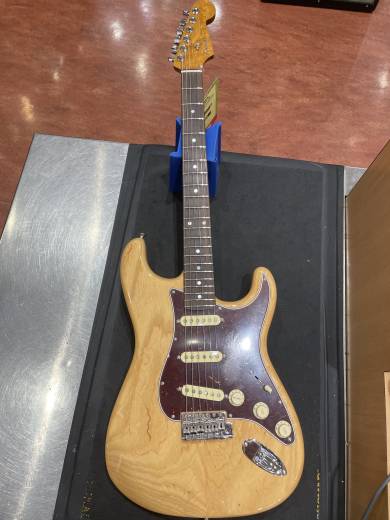 Store Special Product - American CS Strat - Amber Natural