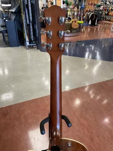 Godin Guitars - G32327 5