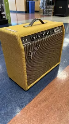 Fender - 217-2000-013 2