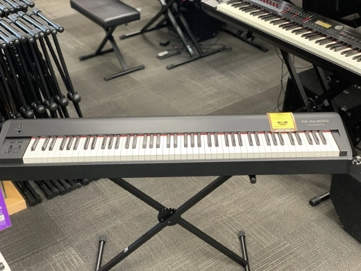 M-Audio - Hammer 88 88-Key USB/MIDI Controller