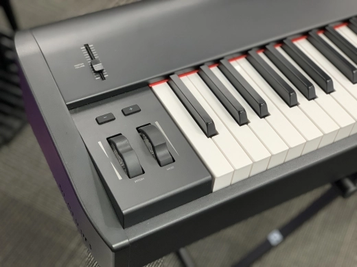 M-Audio - Hammer 88 88-Key USB/MIDI Controller 2
